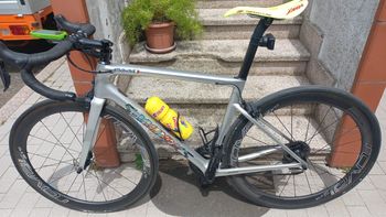 Used Specialized Tarmac Shimano Dura Ace Di2 2021 Road & Gravel, Light Gray — image 2 of 3