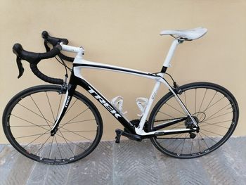 Used Trek Trek Domane Serie 6 2014 Road & Gravel, Weiß — image 2 of 9