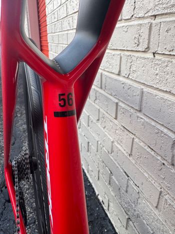 Used Trek Madone SLR 6 Gen 7 2023 2023 Road & Gravel, Red — image 10 of 25