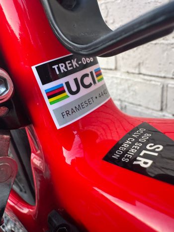 Used Trek Madone SLR 6 Gen 7 2023 2023 Road & Gravel, Red — image 8 of 25