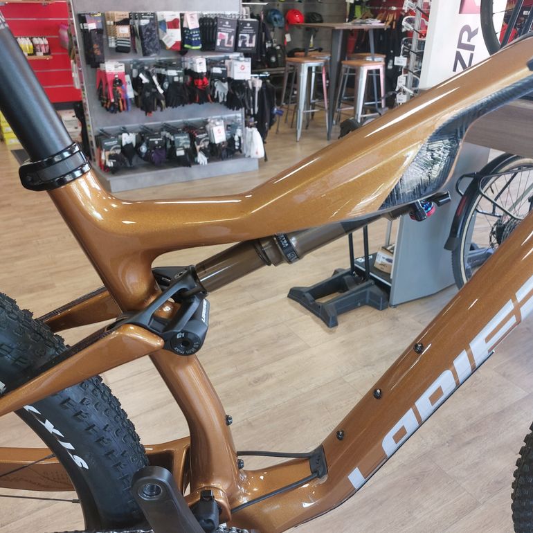 Used Lapierre XRM 8.9 2023 2023 Mountainbike, Orange, 29 — image 7 of 11