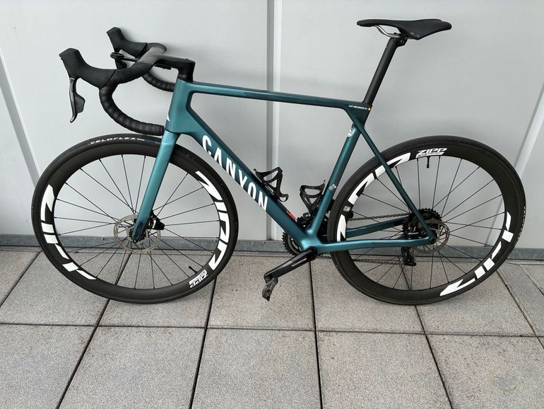 Brugt Canyon ULTIMATE CF SLX 2024 2024 Road & Gravel — billede 3 af 9