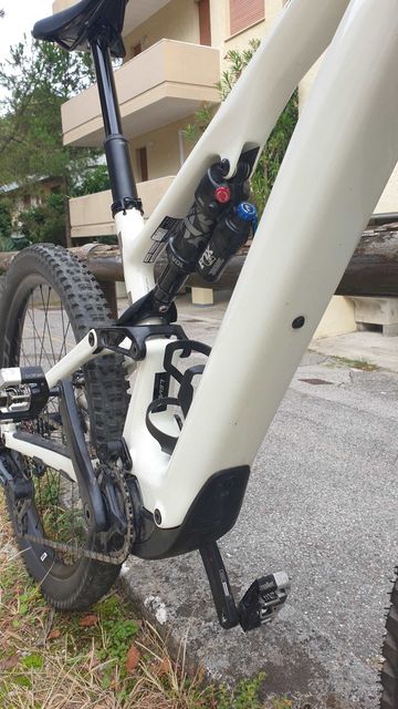 Gebrauchtes Specialized Expert Carbon 2023 Mountainbike, Weiß — Bild 6 von 10