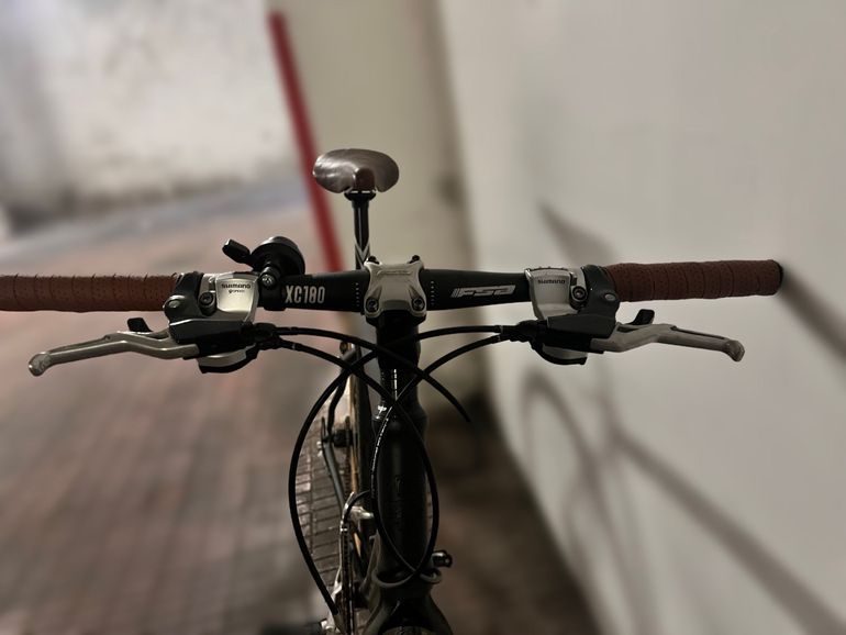 Used Bianchi Camaleonte 2015 Road & Gravel, Schwarz — image 4 of 4