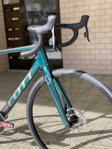 Tweedehands Scott Addict RC 20 2022 2022 Road & Gravel — afbeelding 6 van 8