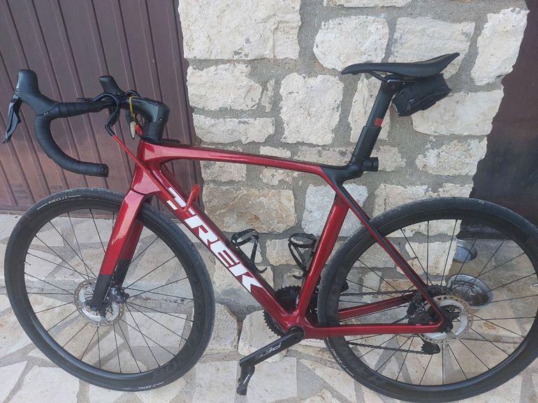 Used Trek Madone Shimano Ultegra Di2 2024 Road & Gravel, Red — image 2 of 12