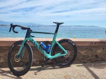Gebrauchtes Canyon Aeroad CF SLX 7 Disc eTap 2023 2023 Road & Gravel