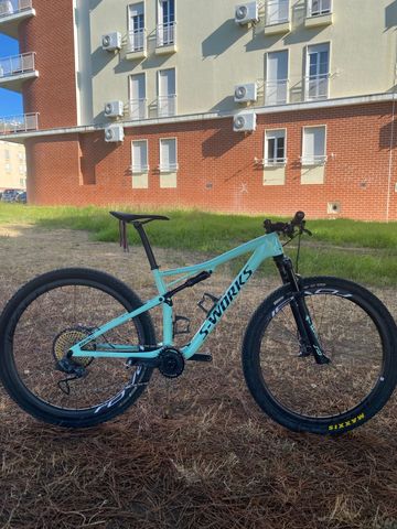 Specialized Men's S-Works Epic 2019 Frameset 2019 Mountainbike usato, Verde — immagine 1 di 7