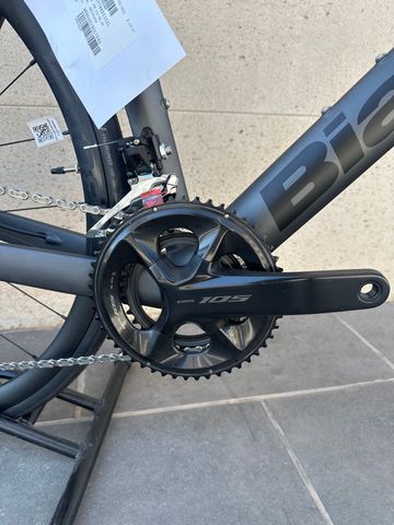 Tweedehands Bianchi Oltre Shimano 105 2025 Road & Gravel — afbeelding 3 van 10