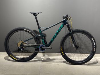 Used Factor Lando Xc Dt Swiss 2023 MTB