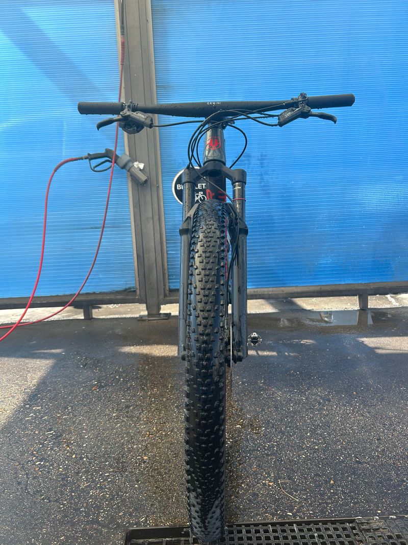 Used Mondraker F-podium SRAM GX Eagle AXS 2023 Mountainbike, Light Gray — image 3 of 3