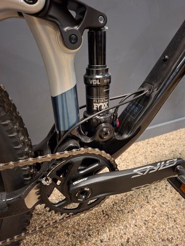 Used ns bikes Synonym TR2 2021 Mountainbike, Light Gray — image 3 of 7
