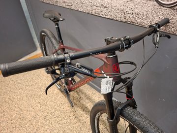 Gebrauchtes Mondraker CHRONO CARBON R 2022 2022 Mountainbike, Rot, 29 — Bild 4 von 5