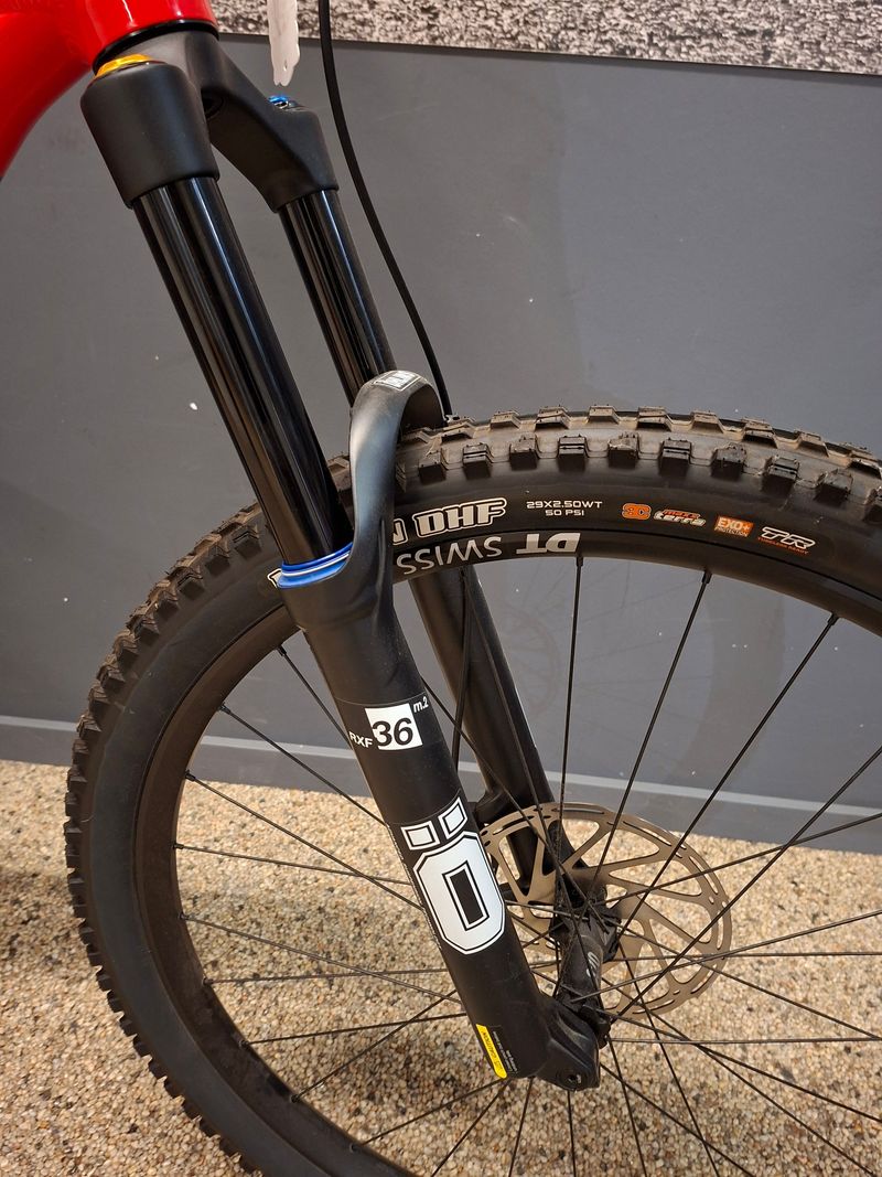 Mondraker FOXY R 2022 2022 Mountainbike de segunda mano, Rojo — imagen 6 de 6