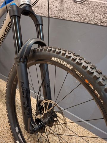 Mondraker SUPERFOXY 2023 2023 Mountainbike d'occasion — image 6 sur 6