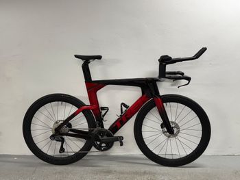Used Trek Speed Concept SLR 7 2025 2025 Road & Gravel — image 2 of 10