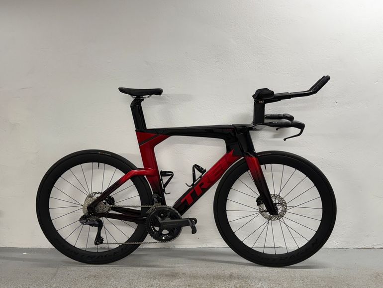 Used Trek Speed Concept SLR 7 2025 2025 Road & Gravel — image 2 of 10