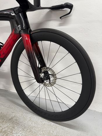 Used Trek Speed Concept SLR 7 2025 2025 Road & Gravel — image 7 of 10