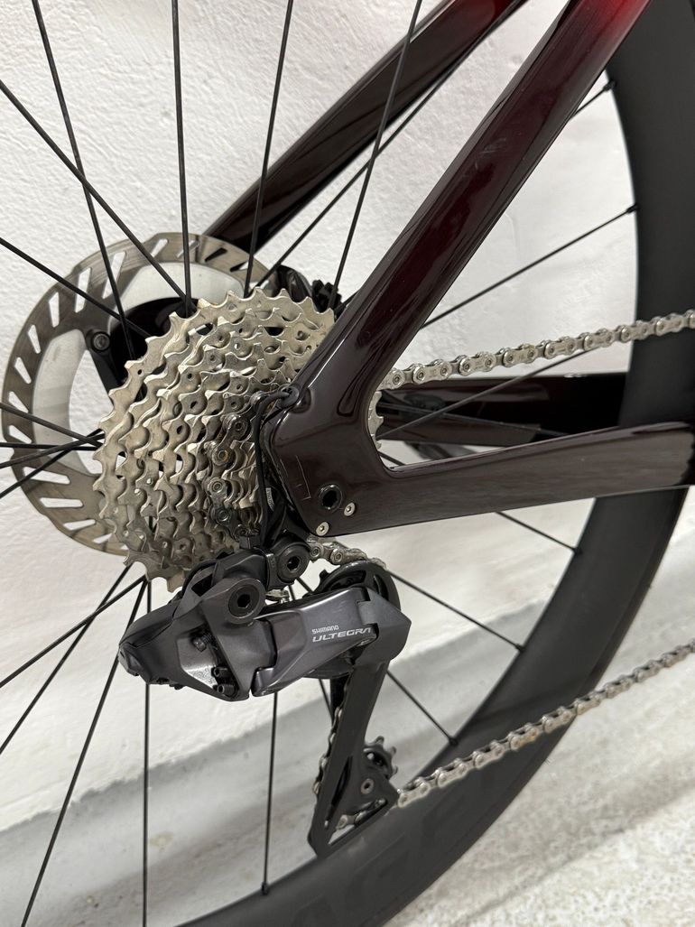 Used Trek Speed Concept SLR 7 2025 2025 Road & Gravel — image 9 of 10