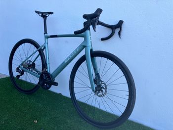 Used Scott Addict 40 2025 Road & Gravel, Green — image 5 of 5