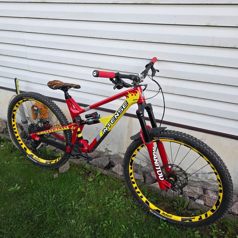 Used Intense Primer Microshift AdventX 2024 Mountainbike, Red — image 1 of 11