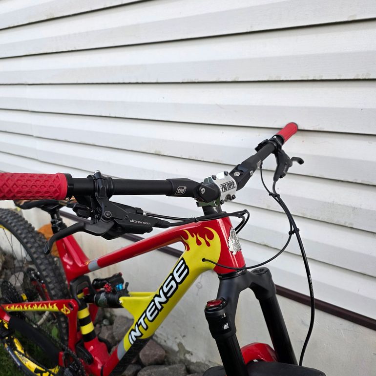 Used Intense Primer Microshift AdventX 2024 Mountainbike, Red — image 3 of 11