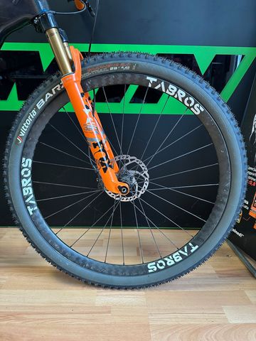 Gebrauchtes Lee Cougan Crossfire Air LTD 2022 Mountainbike, Schwarz — Bild 6 von 7