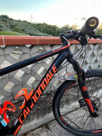 Used Cannondale F-Si 3 2017 2017 Mountainbike — image 4 of 5
