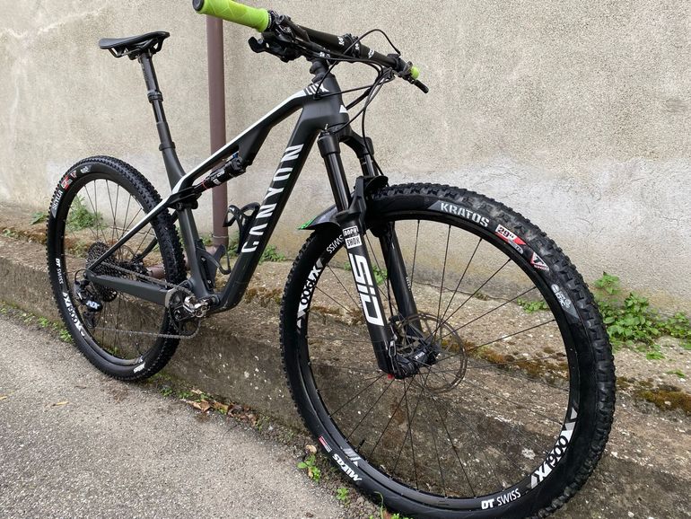 Cycling Mtb Canyon Lux 29 2020 Canyon Lux CF SLX Race Team