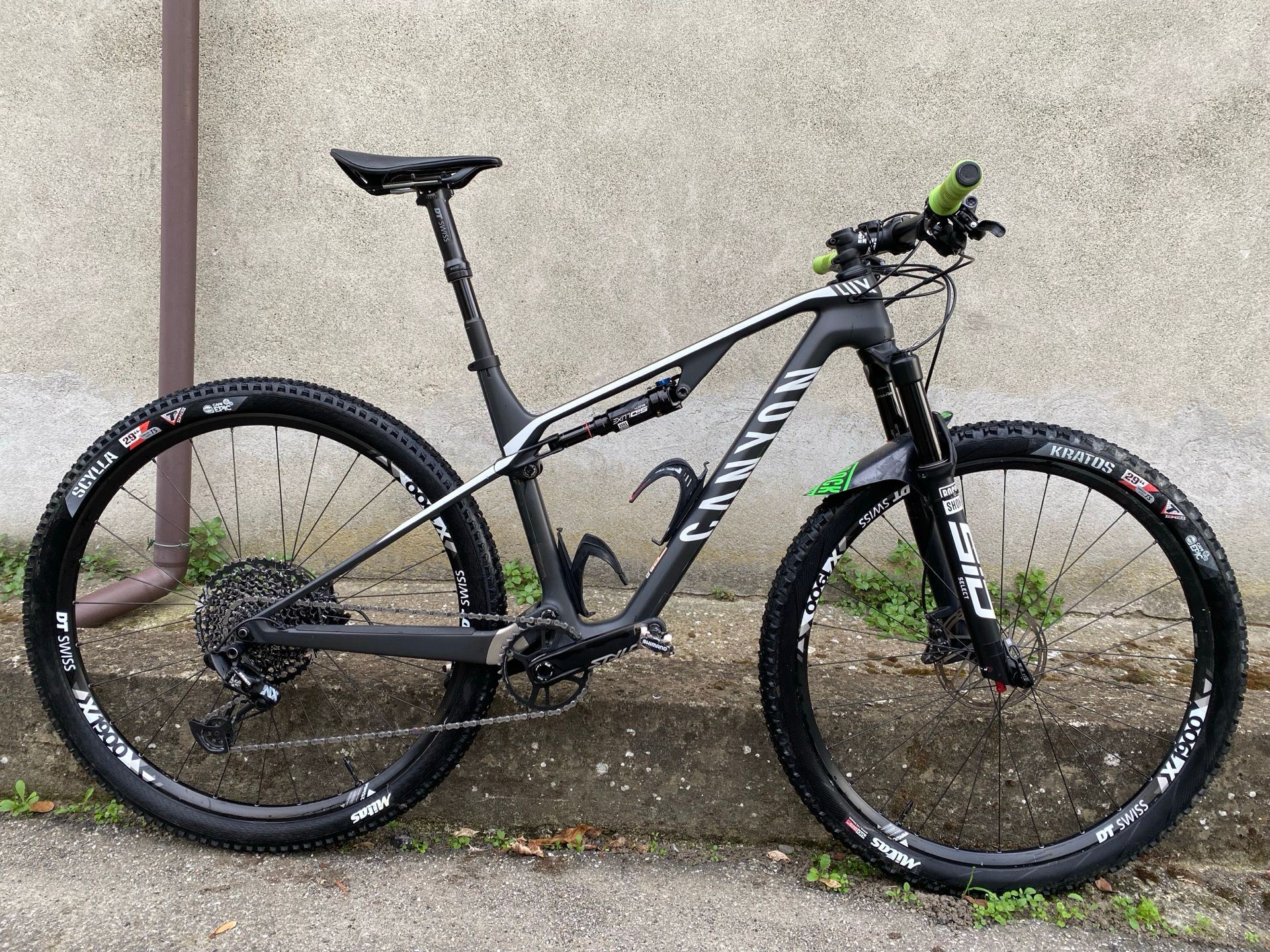 Canyon Lux Cf6 2020 - Main Image