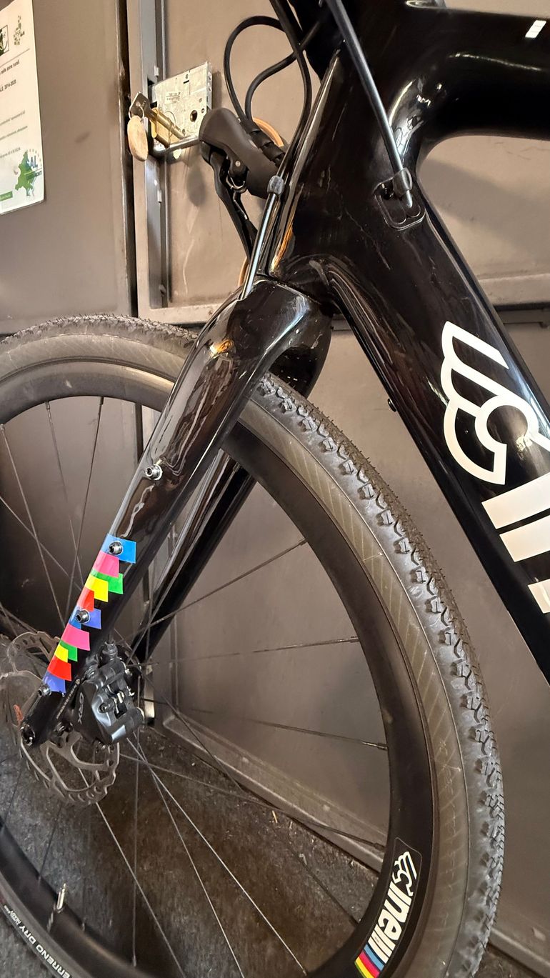 Käytetty Cinelli Zydeco Electric Mud 2022 2022 Road & Gravel — kuva 7 / 9