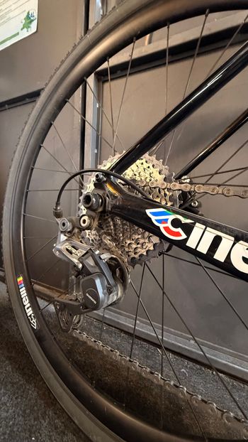 Käytetty Cinelli Zydeco Electric Mud 2022 2022 Road & Gravel — kuva 4 / 9