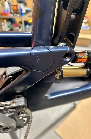 Used Santa Cruz Nomad 2024 Mountainbike, Blue, Mixed — image 18 of 18