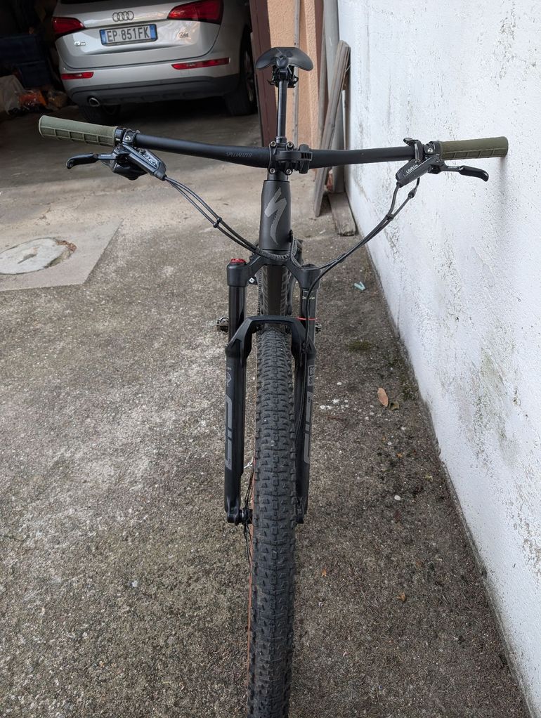 Used Specialized Epic Expert 2021 2021 Mountainbike, Black, 29 — image 4 of 8