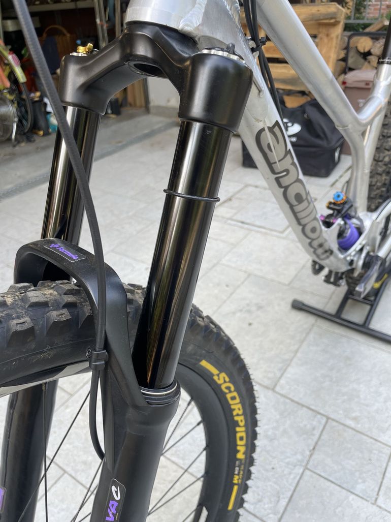 NO-LOGO Ancillotti Scarab SB 2024 Mountainbike usato, Grigio chiaro — immagine 11 di 12