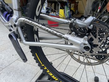 NO-LOGO Ancillotti Scarab SB 2024 Mountainbike usato, Grigio chiaro — immagine 9 di 12
