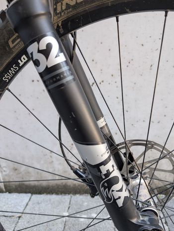 Used Canyon Exceed CF SL 2017 2017 Mountainbike, Black, 29 — image 5 of 8