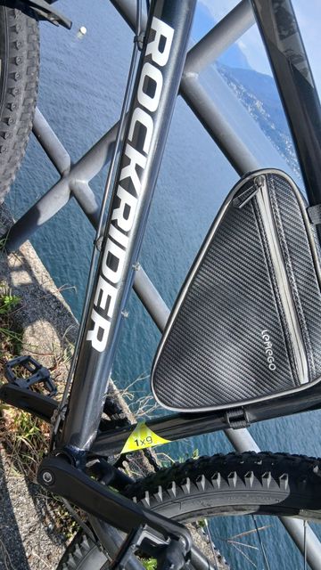 Used DECATHLON Rockrider 2021 Mountainbike, Black — image 8 of 9