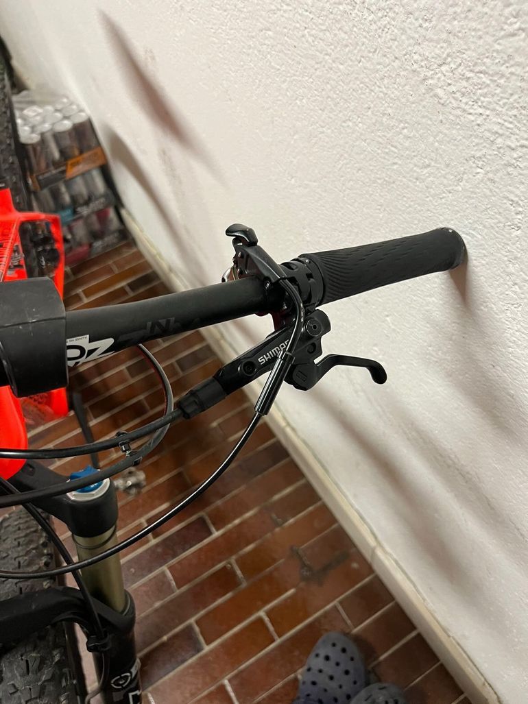 Used Lee Cougan Lee Cougan Front 2022 Mountainbike, Red, 27.5 (650B) — image 4 of 6