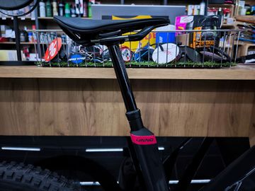 Gebrauchtes UNNO BURN Elite 2024 2024 Mountainbike, Schwarz, 29, 27.5 — Bild 12 von 12