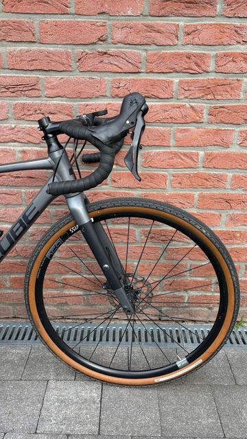 Tweedehands CUBE NUROAD RACE 2022 2022 Road & Gravel — afbeelding 2 van 6