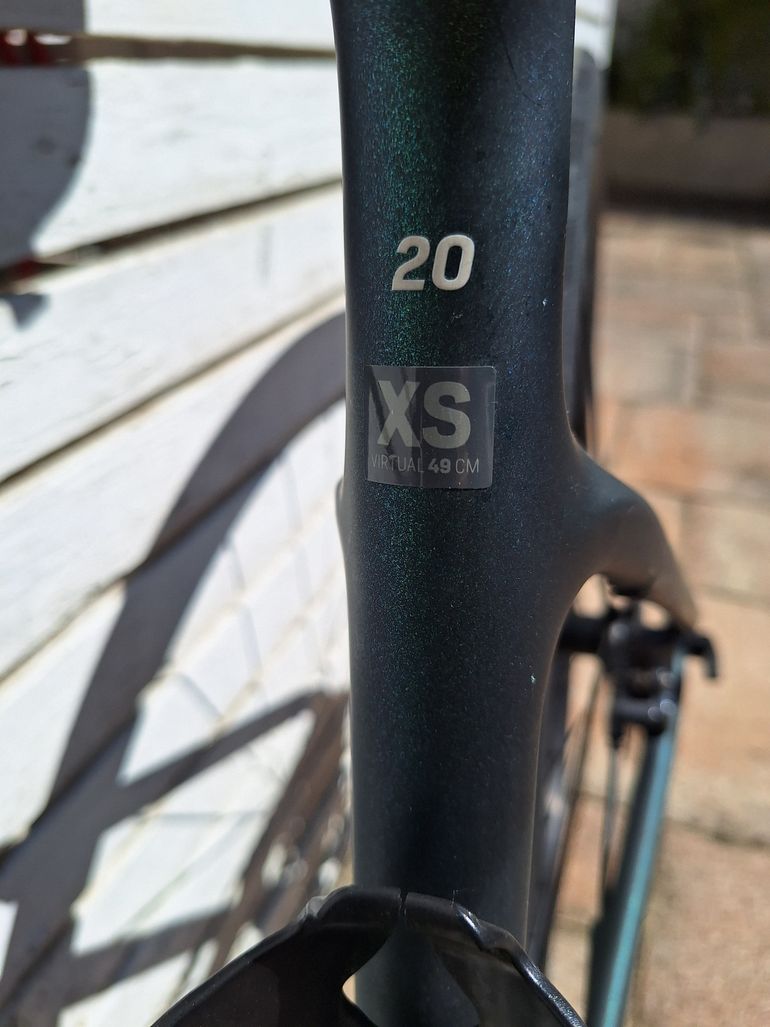Used Scott Addict 20 2022 2022 Road & Gravel, Green — image 5 of 12