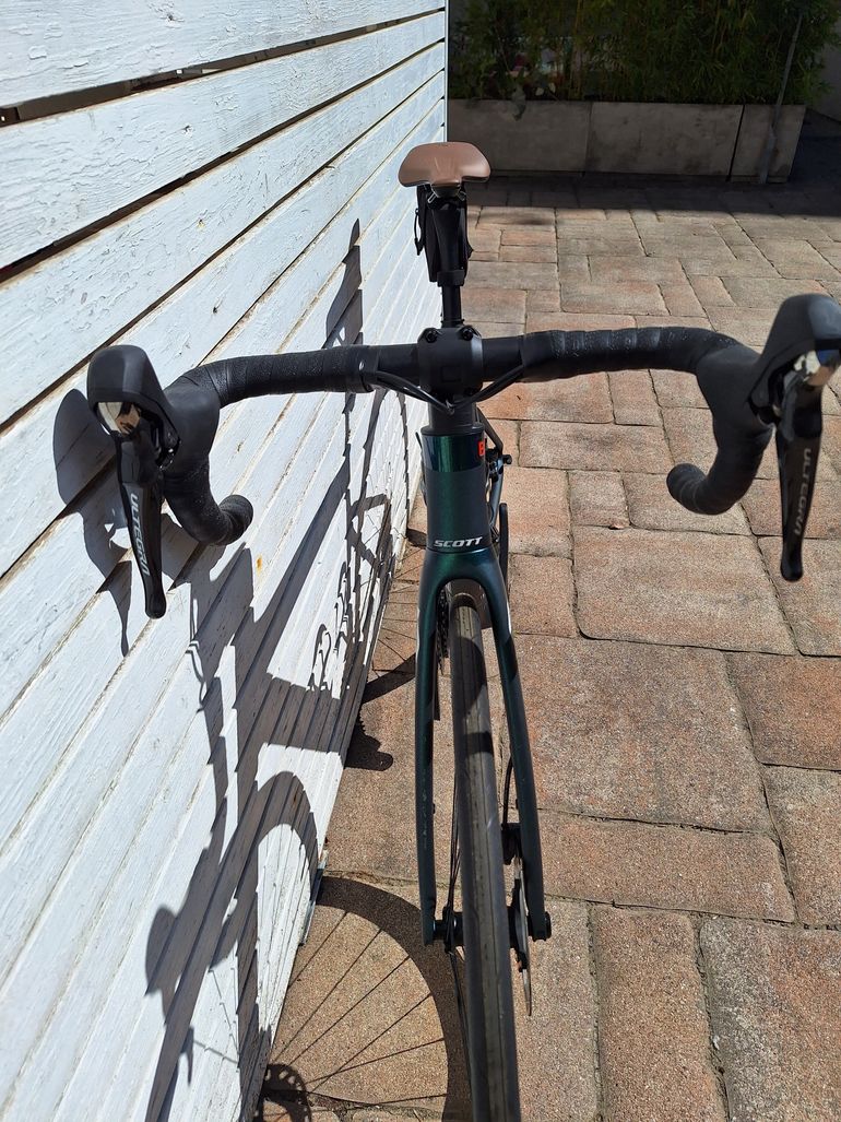 Used Scott Addict 20 2022 2022 Road & Gravel, Green — image 3 of 12