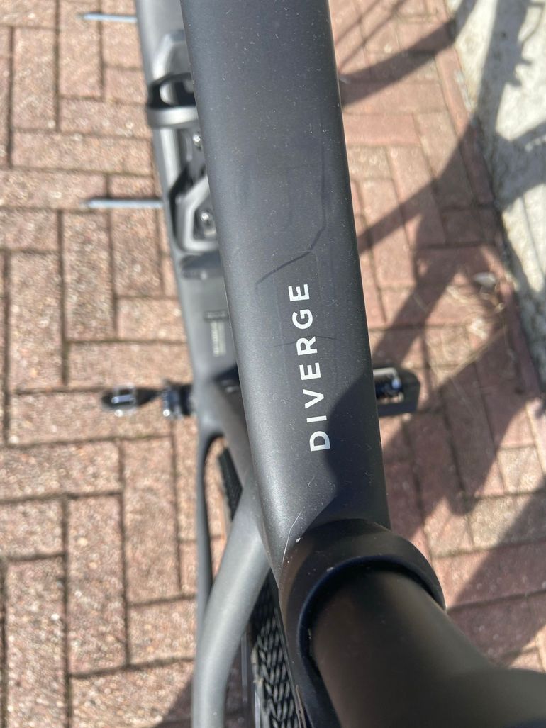 Used Specialized Diverge Comp Carbon 2021 2021 Road & Gravel — image 11 of 16