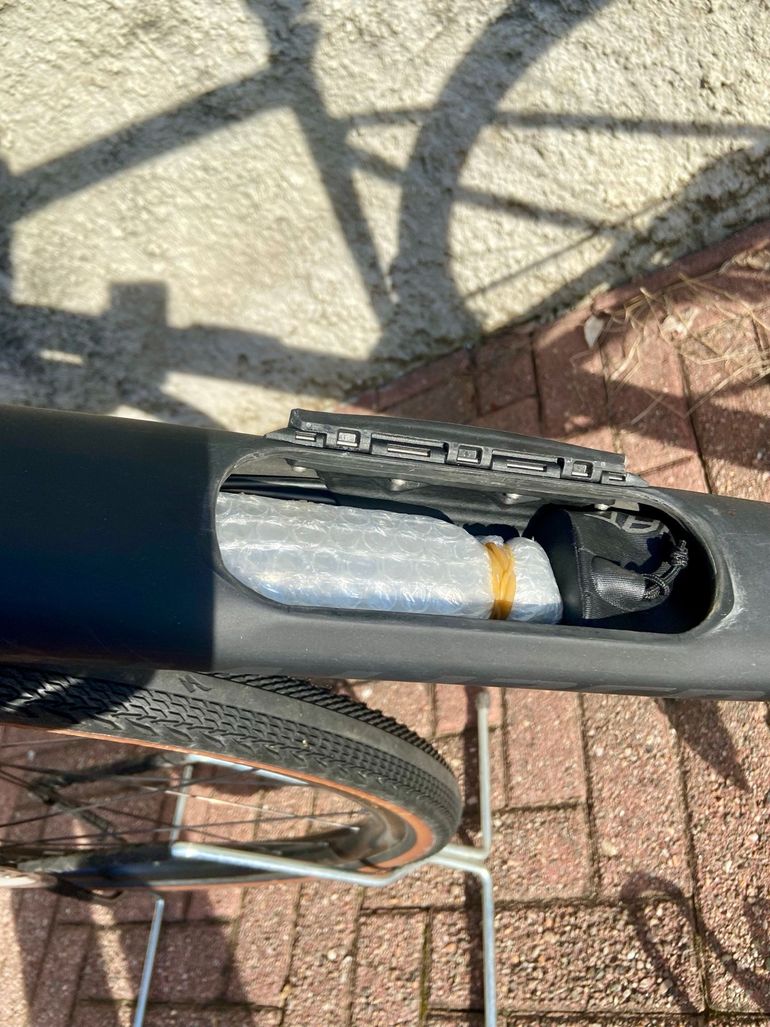 Used Specialized Diverge Comp Carbon 2021 2021 Road & Gravel — image 13 of 16