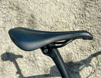 Used Specialized Diverge Comp Carbon 2021 2021 Road & Gravel — image 8 of 16