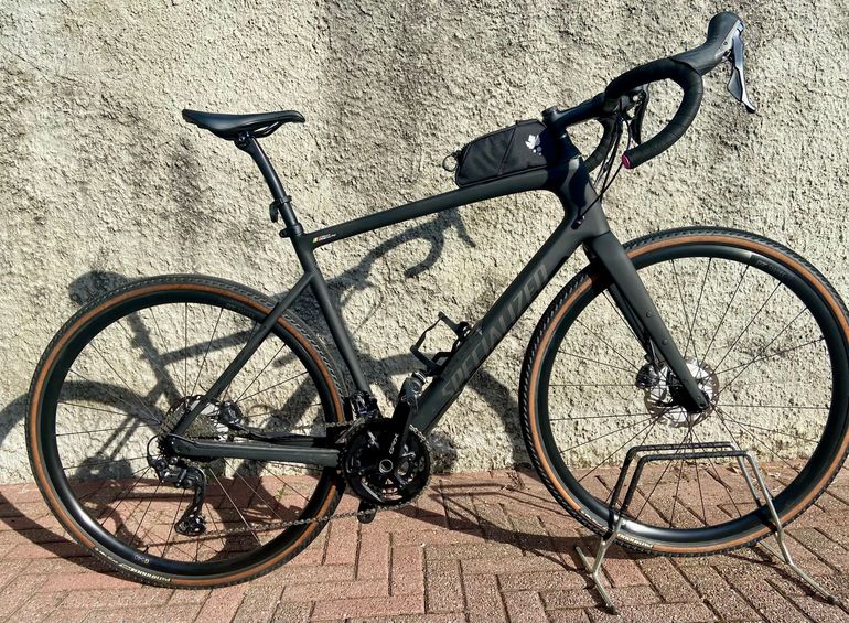 Used Specialized Diverge Comp Carbon 2021 2021 Road & Gravel — image 1 of 16