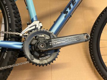 Used Stevens Tonga 2024 2024 Mountainbike, Blue, 27.5 — image 4 of 5