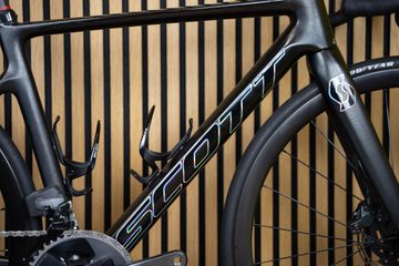 Scott Addict RC 10 2023 2023 Road & Gravel usato, Nero — immagine 3 di 12