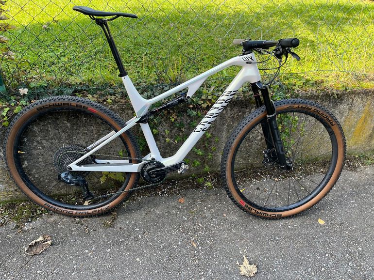 Canyon Lux CF SLX 9 LTD 2021